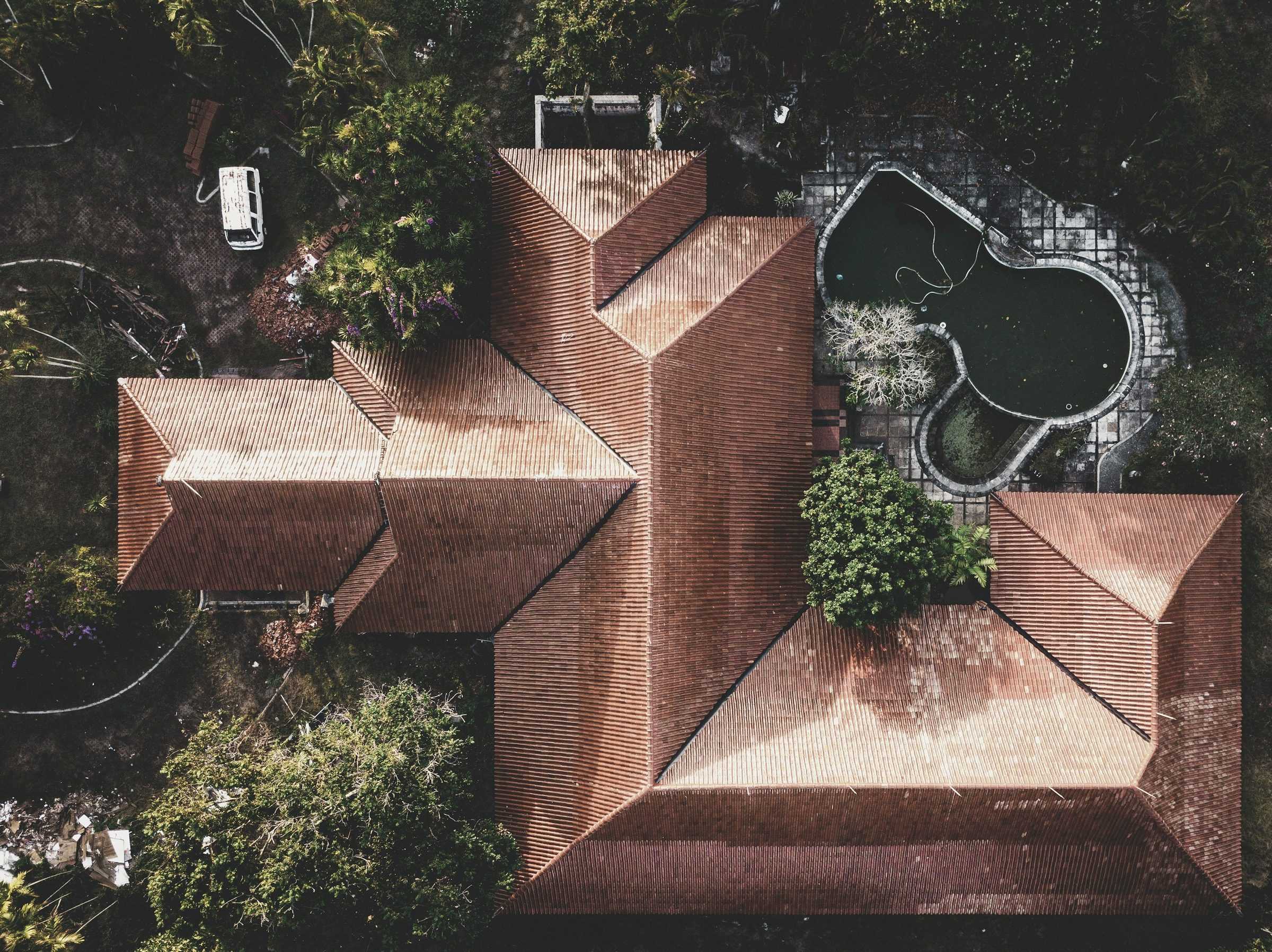 Top-down view of a hip roof with valleys